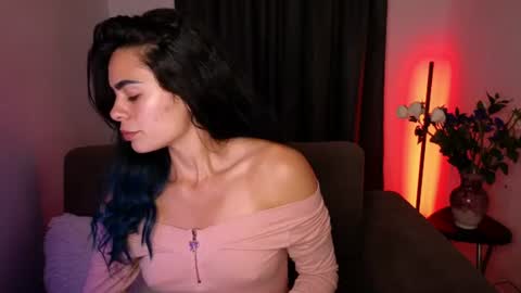  Angie   online show from 06/15/26, 11:40