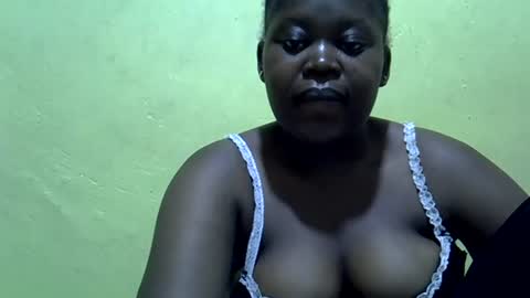 Snapshot of sexxylicia chatting on 07/04/26, 04:46 sexxylicia online show from 07/04/26, 04:46