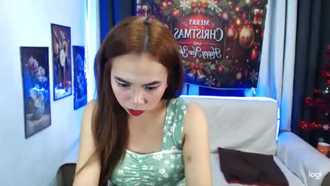 Snapshot of sexxywild_asiants4uxxx chatting on 12/27/24, 03:20 Jessica online show from 12/27/24, 03:20