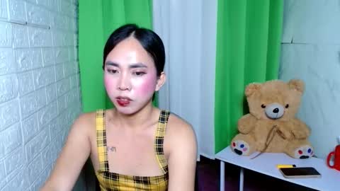 Snapshot of sexxywild_asiants4uxxx chatting on 10/22/25, 09:36 Jessica online show from 10/22/25, 09:36