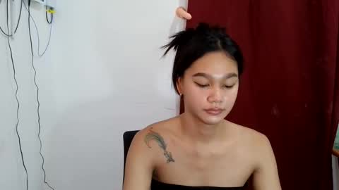 Snapshot of sexxyyesladyboyxxxx chatting on 05/28/26, 08:44 sexxyyesladyboyxxxx online show from 05/28/26, 08:44