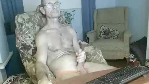 Snapshot of sexy0062 chatting on 12/17/25, 05:13 sexy0062 online show from 12/17/25, 05:13