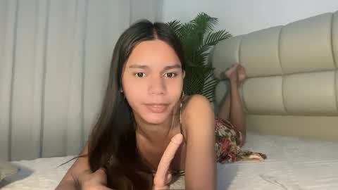 sexy_alexa17 online show from 08/06/26, 12:45