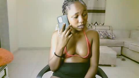 Ariana online show from 03/12/25, 07:06