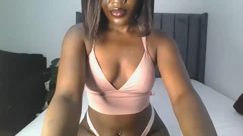 Snapshot of sexy_arriah chatting on 02/16/26, 12:29 Arria online show from 02/16/26, 12:29