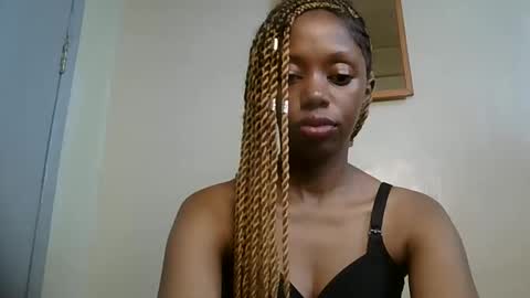 Snapshot of sexy_banny4 chatting on 04/13/26, 12:54 sexy_banny4 online show from 04/13/26, 12:54