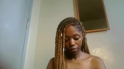 Snapshot of sexy_banny4 chatting on 04/18/26, 10:19 sexy_banny4 online show from 04/18/26, 10:19