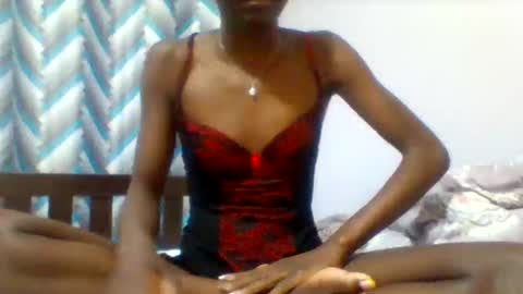 Snapshot of sexy_bianca05 chatting on 05/21/26, 01:12 Bianca online show from 05/21/26, 01:12