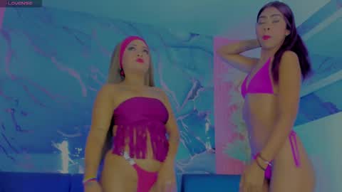 Snapshot of sexy_bitches_bisex chatting on 11/03/25, 02:13 Zara and Leidy online show from 11/03/25, 02:13