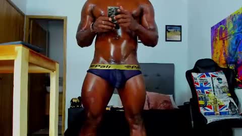 Snapshot of sexy_blackman chatting on 07/30/26, 08:08 sexy blackman online show from 07/30/26, 08:08