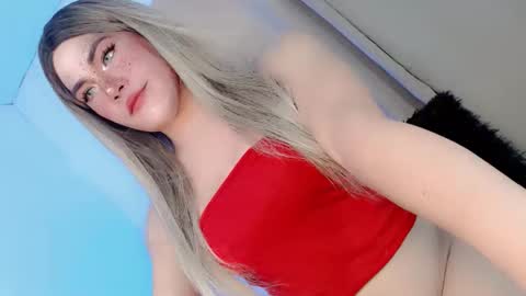 Snapshot of sexy_blaire chatting on 09/21/25, 11:06 Haley Blaire online show from 09/21/25, 11:06