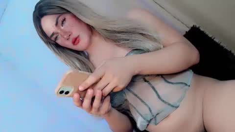 Snapshot of sexy_blaire chatting on 09/22/25, 12:40 Haley Blaire online show from 09/22/25, 12:40