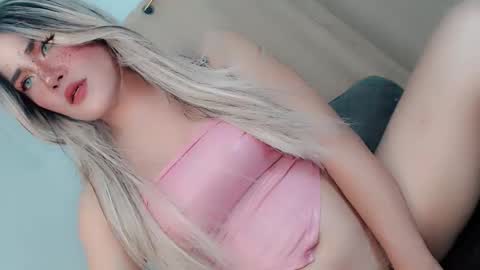 Snapshot of sexy_blaire chatting on 10/26/25, 11:20 Haley Blaire online show from 10/26/25, 11:20