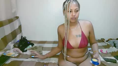 Snapshot of sexy_bluegirl chatting on 04/12/26, 09:09 sexy_bluegirl online show from 04/12/26, 09:09