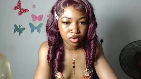 Snapshot of sexy_bluey247 chatting on 12/23/25, 04:54 sexy_bluey247 online show from 12/23/25, 04:54