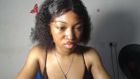 Snapshot of sexy_bluey247 chatting on 02/01/26, 07:18 sexy_bluey247 online show from 02/01/26, 07:18