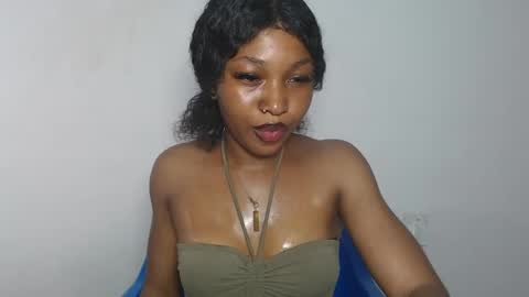 sexy_bluey247 online show from 04/06/26, 04:52