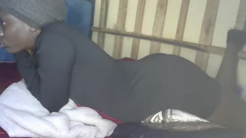 sexy_butty01 online show from 10/05/25, 09:34