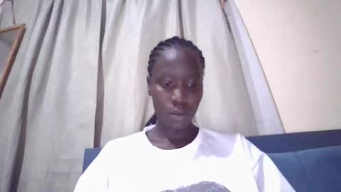 sexy_butty01 online show from 10/24/25, 04:36