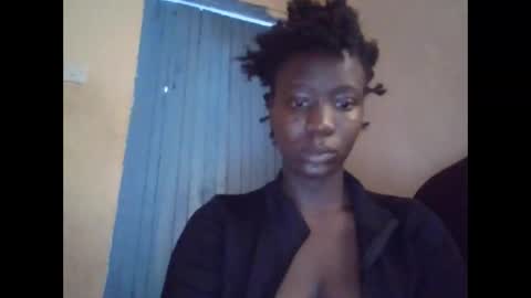 sexy_butty01 online show from 04/24/26, 08:06