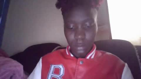 sexy_butty01 online show from 05/04/26, 11:28