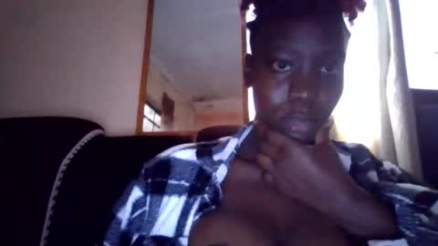 sexy_butty01 online show from 05/12/26, 09:28