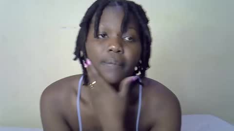 Snapshot of sexy_butty6 chatting on 09/13/25, 07:13 sexy_butty6 online show from 09/13/25, 07:13
