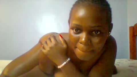 Snapshot of sexy_curvy2 chatting on 11/28/25, 06:49 bubble online show from 11/28/25, 06:49