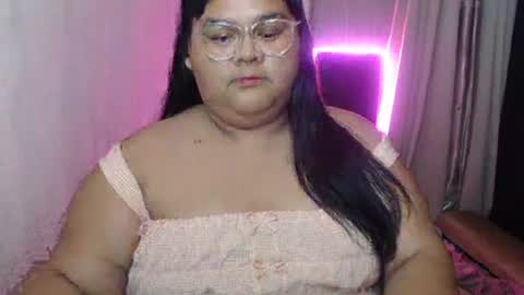 Snapshot of sexy_devotion chatting on 05/31/26, 01:29 ALFREA online show from 05/31/26, 01:29