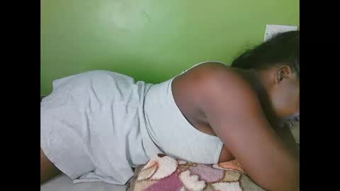 Snapshot of sexy_divana chatting on 03/06/25, 06:48 sexy_divana online show from 03/06/25, 06:48