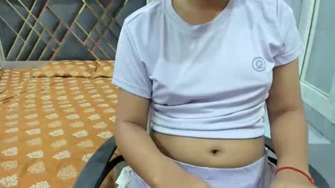 Snapshot of sexy_doll_1_ chatting on 10/13/25, 05:02 Sexydoll online show from 10/13/25, 05:02