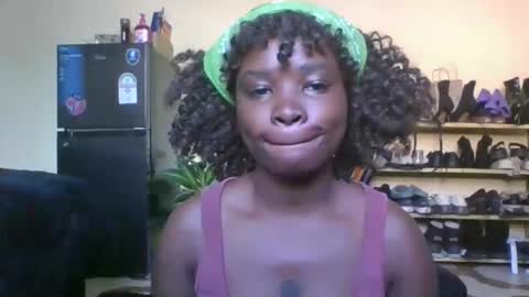 Trina online show from 09/17/25, 05:42