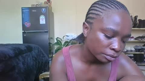 Trina online show from 11/07/25, 10:37