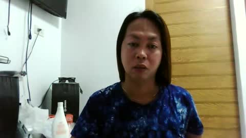 sexy_eve87 online show from 10/18/25, 07:53