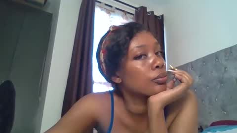 Snapshot of sexy_honey_pot chatting on 01/06/26, 11:25 sexy_honey_pot online show from 01/06/26, 11:25