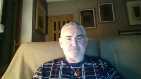 Snapshot of sexy_italiandaddy chatting on 01/07/25, 05:31 Antonio online show from 01/07/25, 05:31