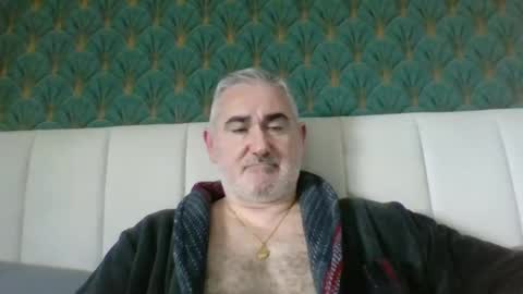 Antonio online show from 04/01/26, 12:39