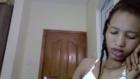 Janny online show from 10/25/25, 01:24