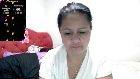 Jhoan online show from 05/17/26, 08:34