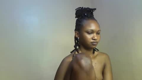 Snapshot of sexy_kaly chatting on 10/15/25, 12:27 Sexy kaly online show from 10/15/25, 12:27
