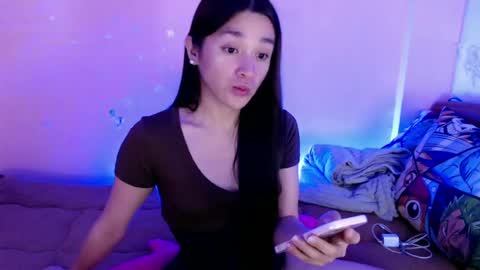Snapshot of sexy_kitty699 chatting on 06/19/26, 01:21 Kathy online show from 06/19/26, 01:21