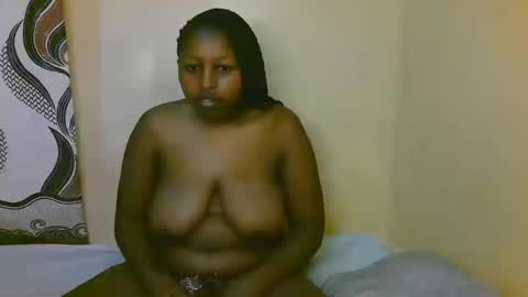 Snapshot of sexy_latasha chatting on 10/21/25, 12:33 sexy_latasha online show from 10/21/25, 12:33