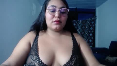 SIRENA LOVE online show from 11/25/25, 06:02