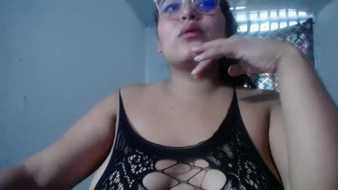 Snapshot of sexy_love_15 chatting on 04/12/26, 09:31 SIRENA LOVE online show from 04/12/26, 09:31