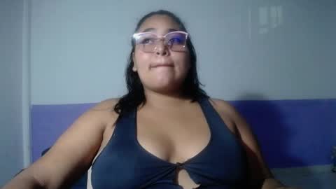 Snapshot of sexy_love_15 chatting on 04/29/26, 05:33 SIRENA LOVE online show from 04/29/26, 05:33