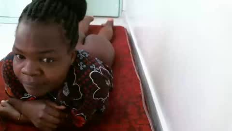 sexy_lunah online show from 02/08/25, 09:56