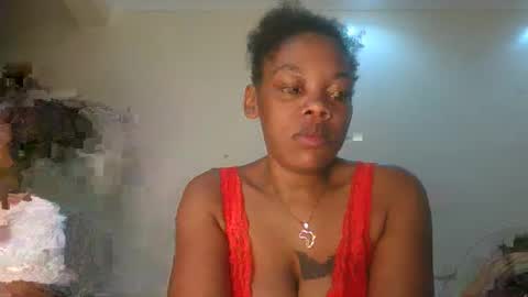 sexy_lyna online show from 04/03/26, 06:11