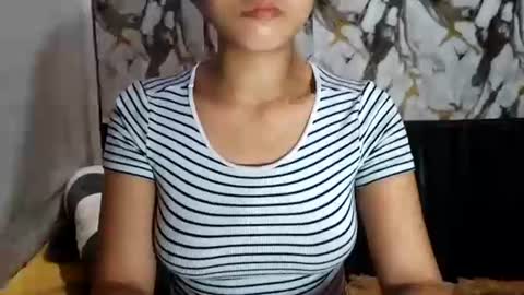 Maisie online show from 06/26/26, 10:03