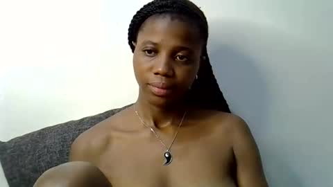Snapshot of sexy_mayah64 chatting on 06/06/26, 06:40 sexy_mayah64 online show from 06/06/26, 06:40