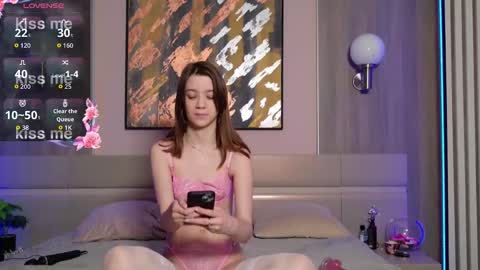 Alison online show from 11/13/25, 01:54